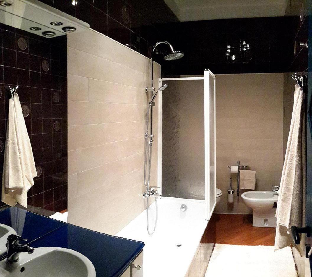 Fuori Portico Orso Apartman Bologna Kültér fotó